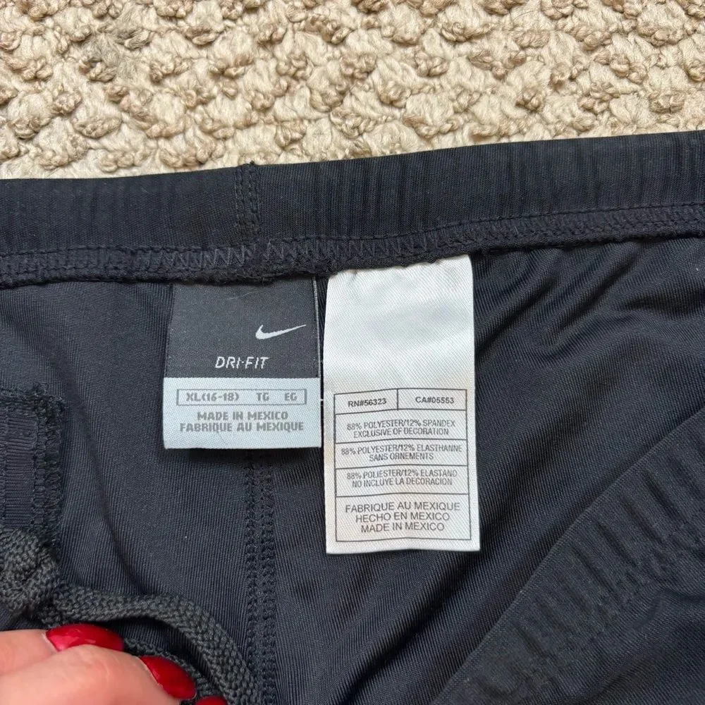 Girls Nike‎ Black High Rise Leggings Size XL 16-18